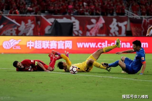 斯卡洛尼透露梅西告别前10号球衣不会交给其他球员